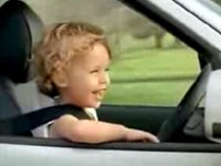 Hyundai: Pozor, dítě za volantem! (zakázaná reklama)