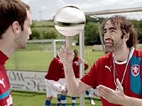 T-Mobile: Jakub Kohák trénuje fotbalovou reprezentaci! (EURO 2012)