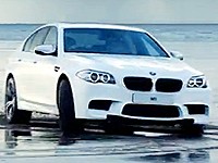 BMW M5: Olympijské malování na pláži (LOH 2012)