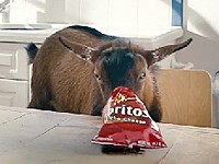 Doritos: Koza závislá na chipsech / Goat 4 Sale (Super Bowl 2013)
