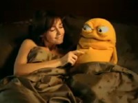 Danio: Sex s jogurtem v posteli (zakázaná reklama)