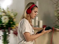 Vodafone: Překvapte rodinu ve vaně (2017)