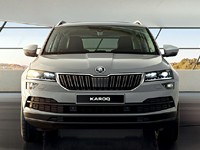 Škoda Karoq: Bezpečně jiné kompaktní SUV (2017)
