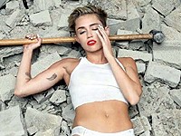 Miley Cyrus: Wrecking Ball (Hornbach Edition)