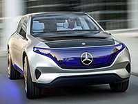 Mercedes-Benz: Veselé Vánoce a Futuristický rok 2018!