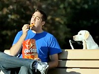 Doritos: Výměna psího obojku / Exclusive Dog Shock Collar (Super Bowl 2010)