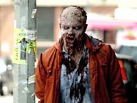 Walking Dead: Živí mrtví řádili v ulicích New Yorku