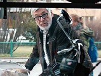 MONETA Money Bank: Bartoška s kocourem na mopedu (2017)
